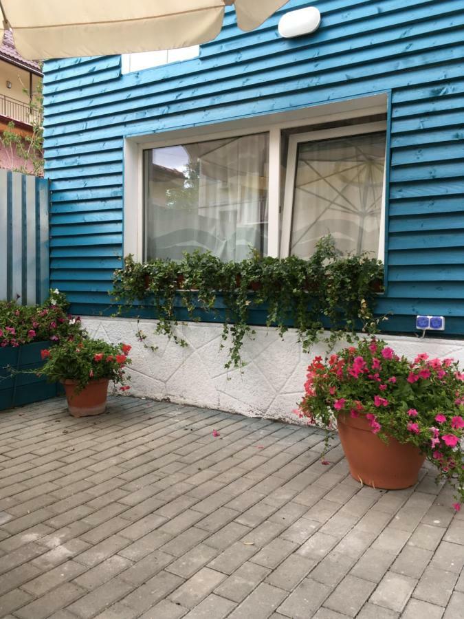 Banat 4 Hostel Bucarest Exterior foto